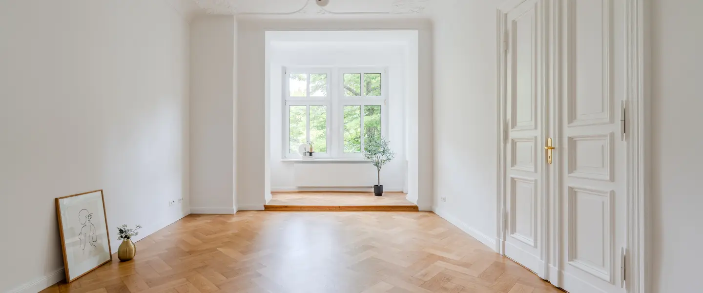 Zimmer mit Fischgrätparkett 