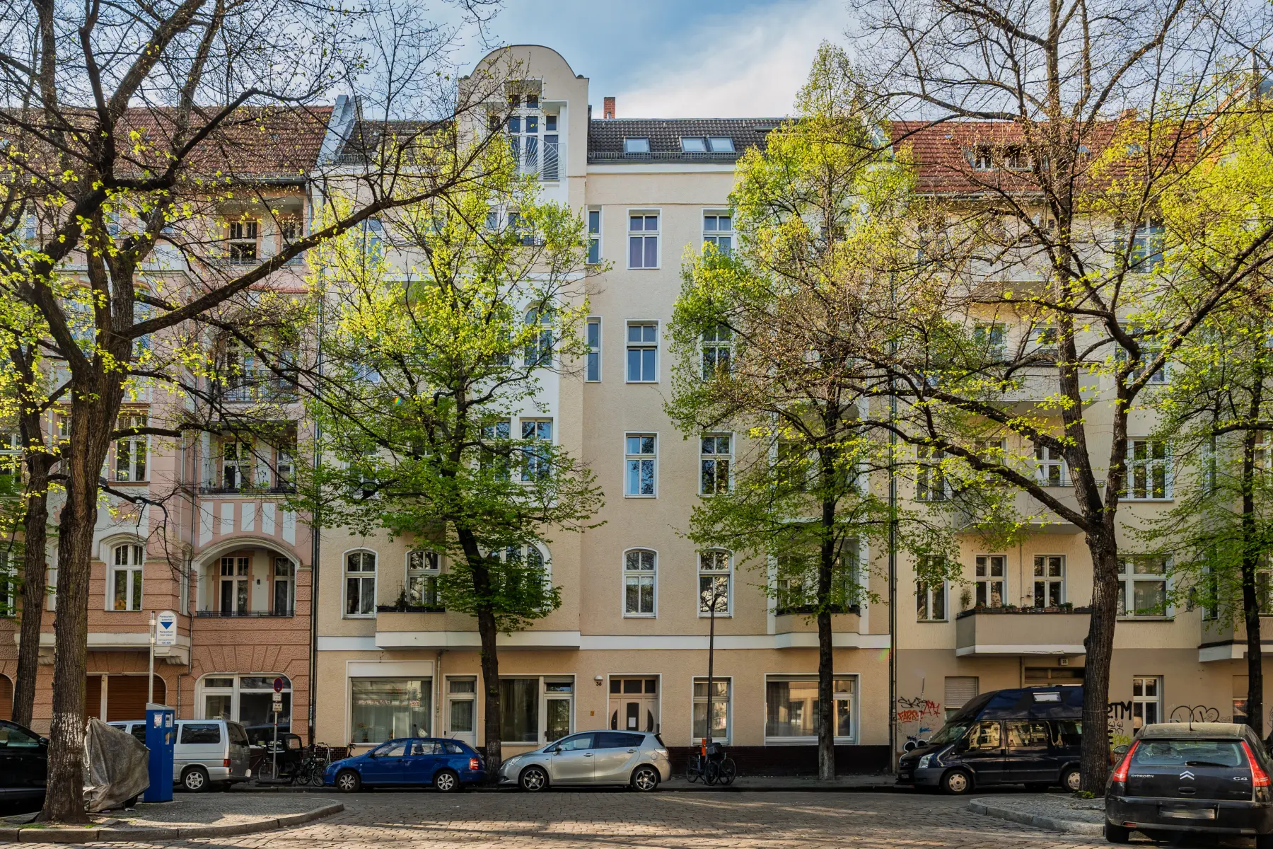 Fassadenansicht des Jugendstil-Altbaus